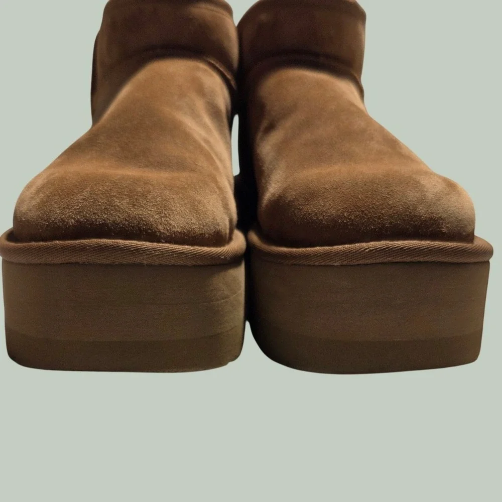 UGG classic ultra
